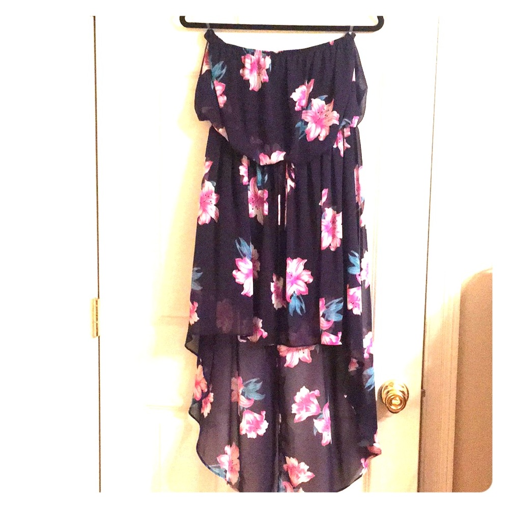 High-low sheer strapless dress.